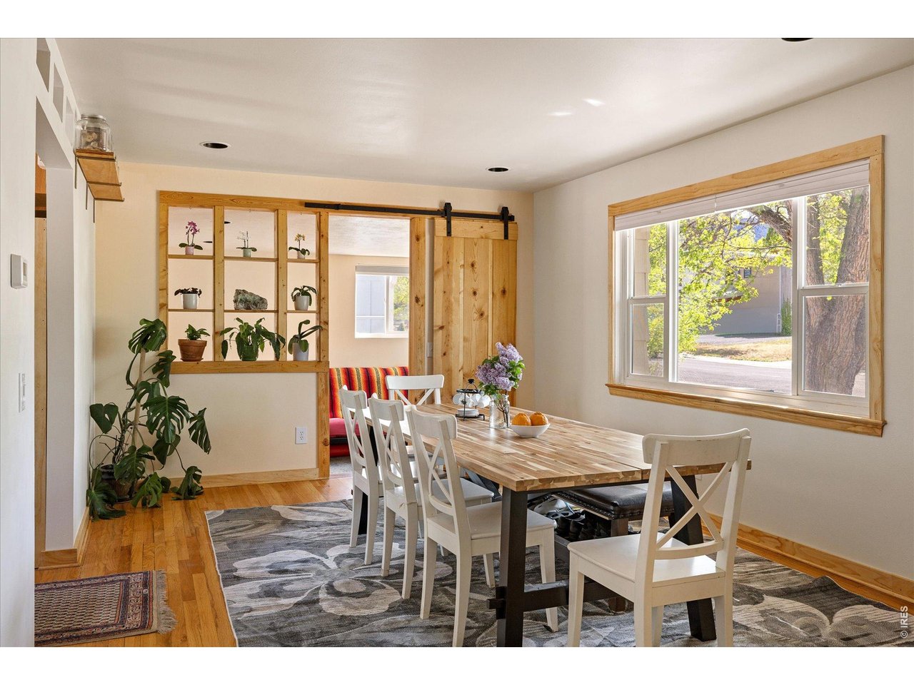 340 28th Street Boulder, CO 80305 - Photo 6 of 40 West facing front living/dining room