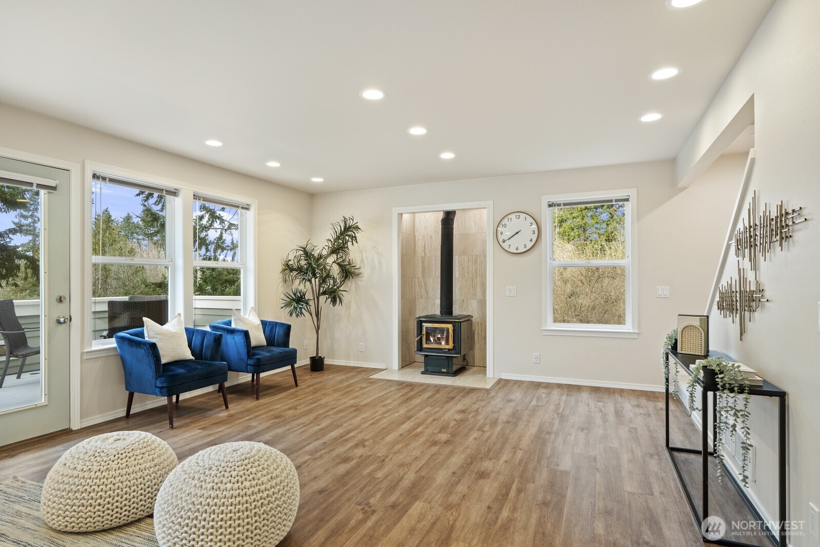 945 Rowe Road Camano Island, WA 98282 - Photo 5 of 40 Gallery Image 5