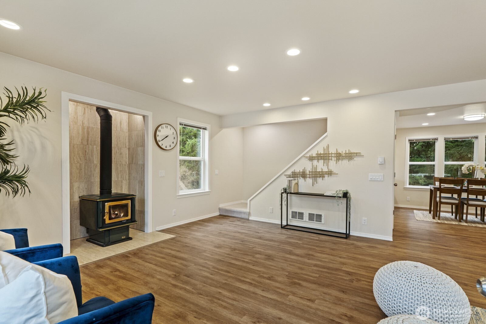 945 Rowe Road Camano Island, WA 98282 - Photo 7 of 40 Gallery Image 7