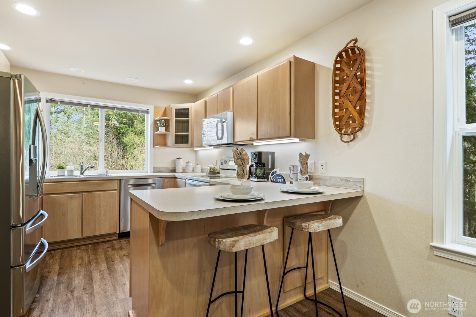 945 Rowe Road Camano Island, WA 98282 - Photo 9 of 40 Gallery Image 9