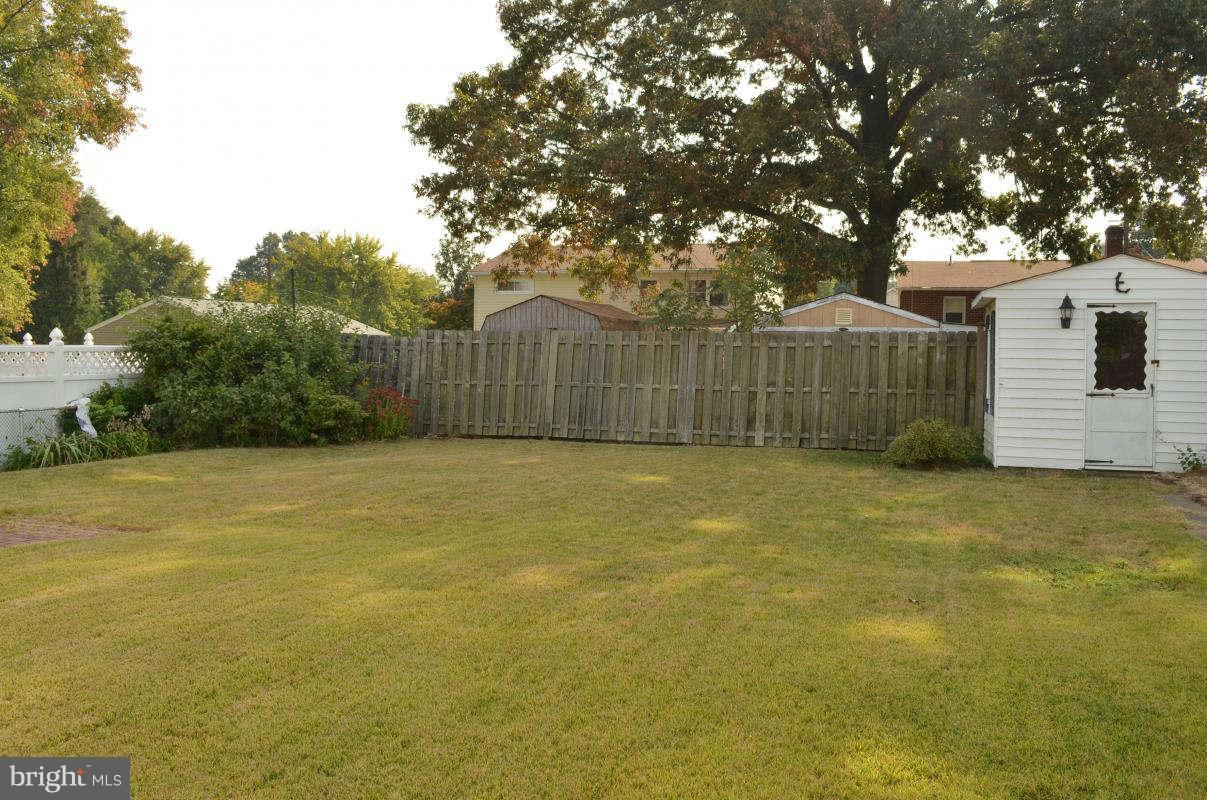 225 Chelsea Road Pasadena, MD 21122 - Photo 14 of 15 Exterior (Front)