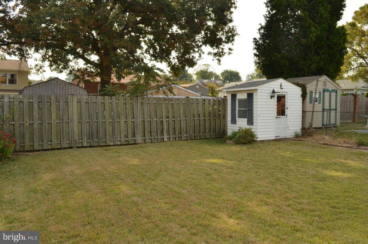 225 Chelsea Road Pasadena, MD 21122 - Photo 15 of 15 Exterior (Rear)