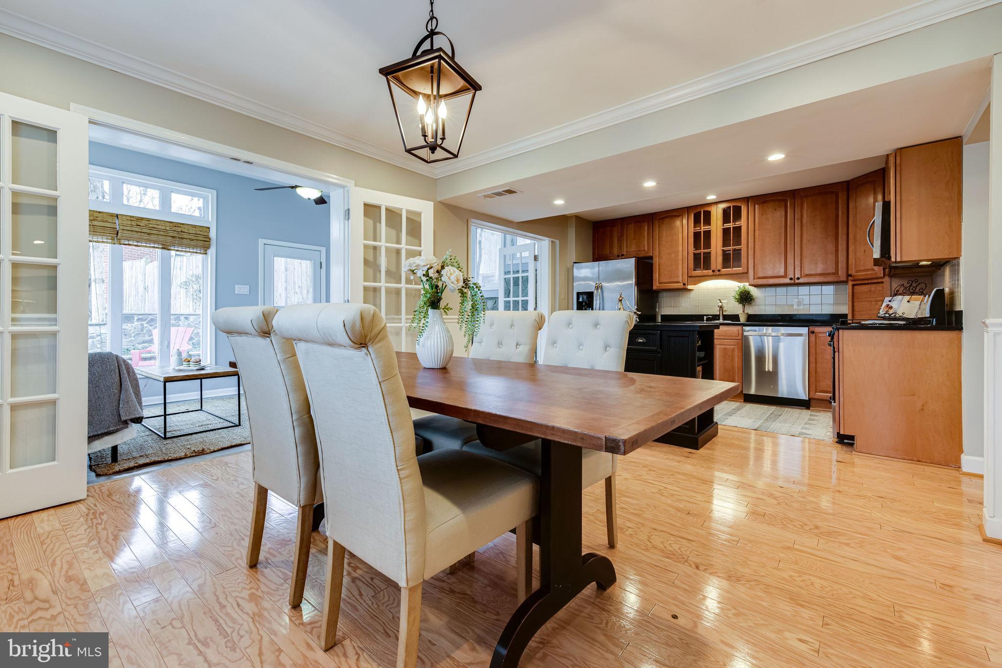 7003 Vancouver Road Springfield, VA 22152 - Photo 2 of 38 Kitchen/Dining