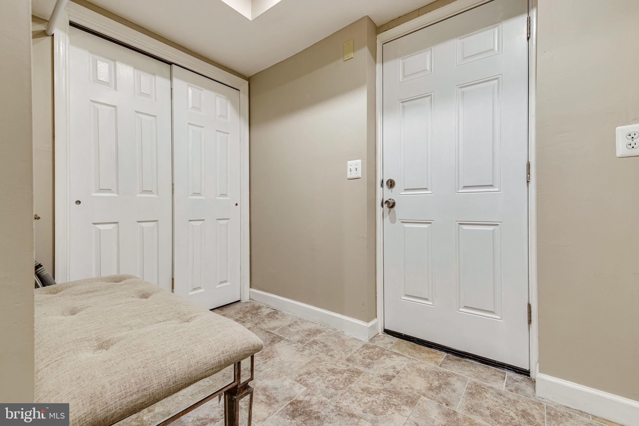 7003 Vancouver Road Springfield, VA 22152 - Photo 30 of 38 Mud Room - Washer/Dryer Hookup