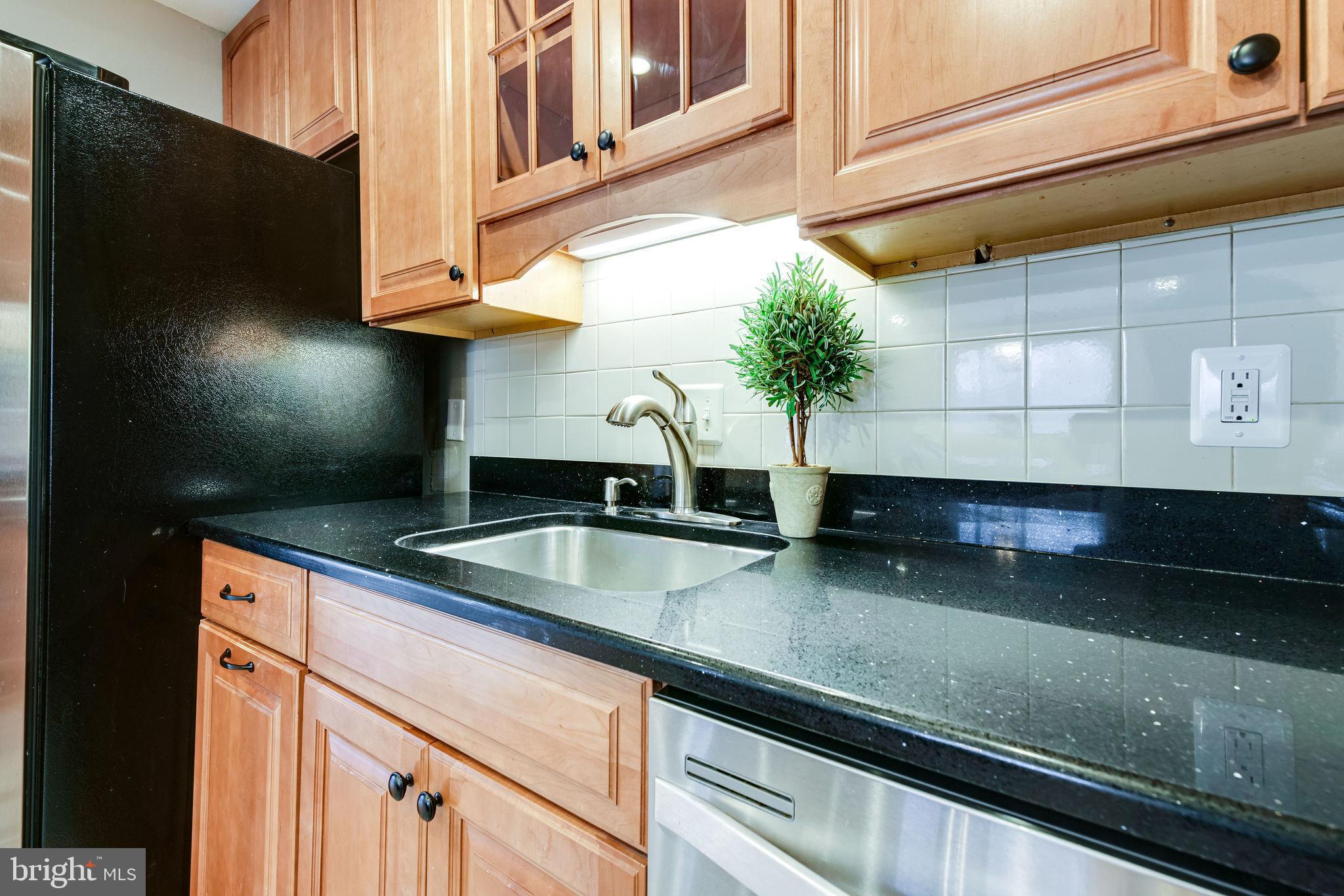 7003 Vancouver Road Springfield, VA 22152 - Photo 6 of 38