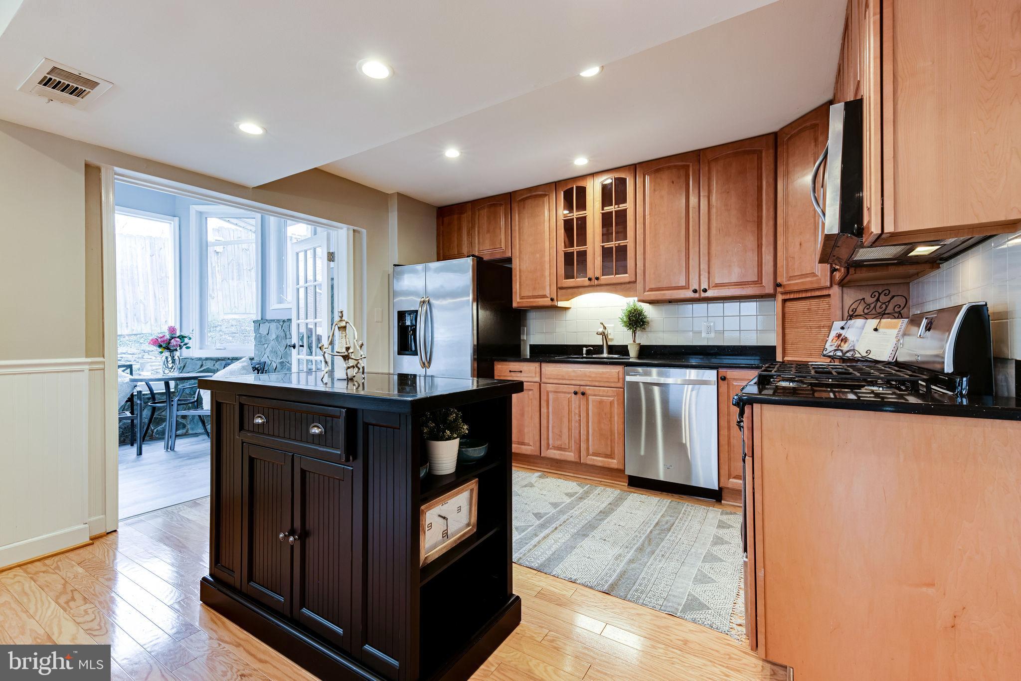 7003 Vancouver Road Springfield, VA 22152 - Photo 8 of 38