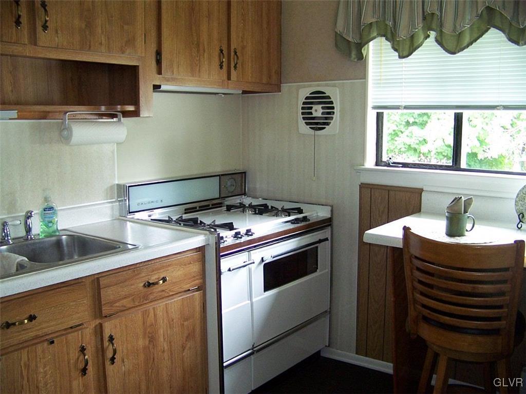 1338 Ridge Trail Easton, PA 18040 - Photo 4 of 20 Gallery Image 4