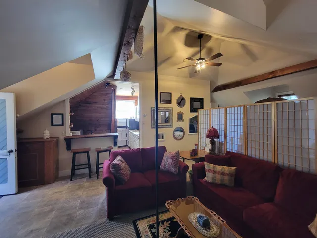 $1,995 | 75 Summer Street, Unit 2, Bristol, NH 03222