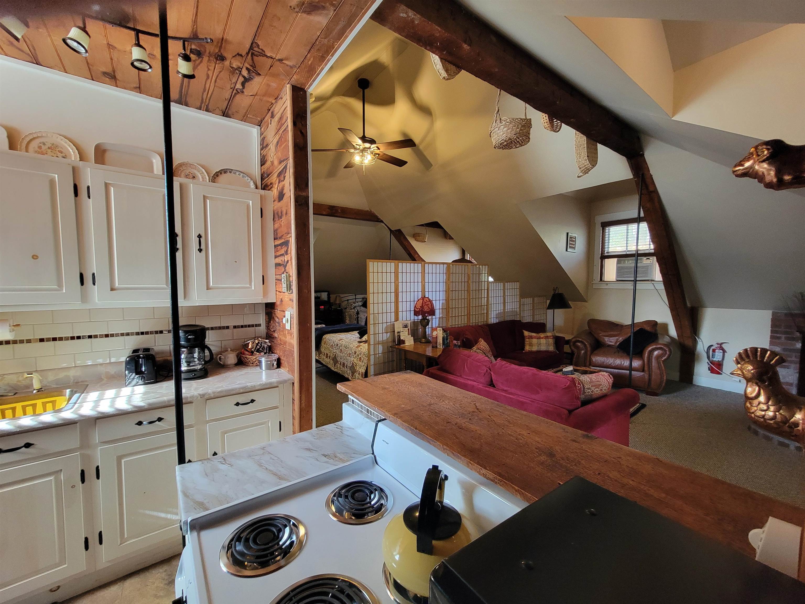 75 Summer Street, Unit 2 Bristol, NH 03222 - Photo 14 of 21