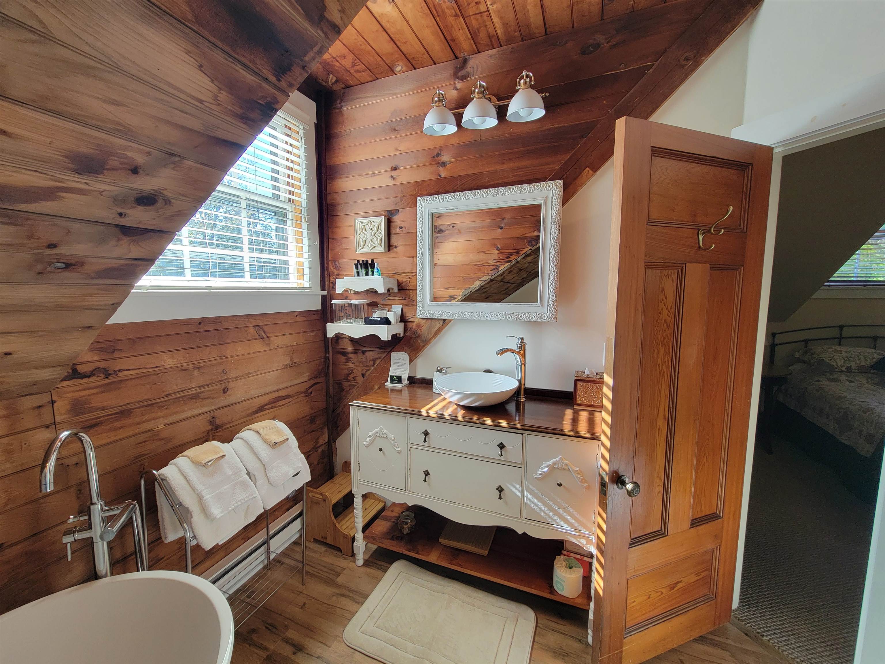 75 Summer Street, Unit 2 Bristol, NH 03222 - Photo 20 of 21