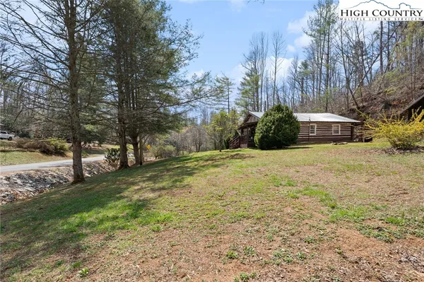 $240,000 | 245 Davenport Road, Spruce Pine, NC 28777