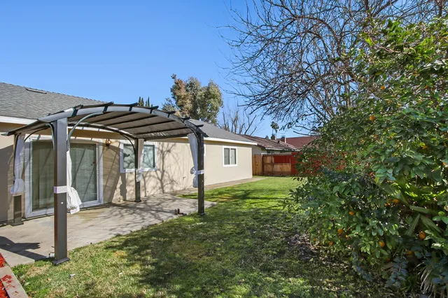 $420,000 | 1370 Old W Drive, Sacramento, CA 95834