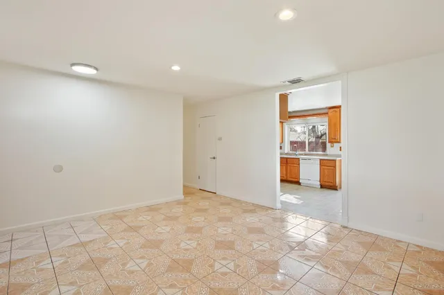 $420,000 | 1370 Old W Drive, Sacramento, CA 95834