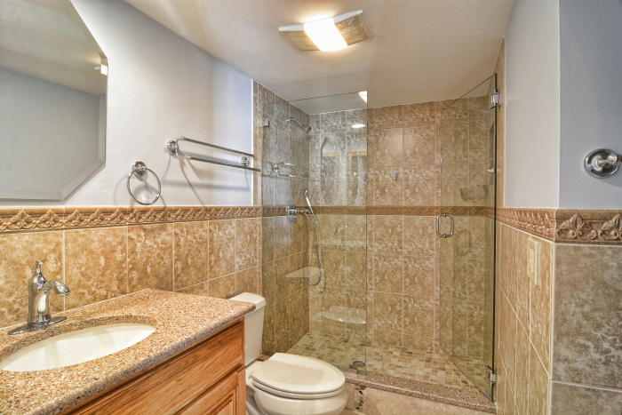 100 South Beach Road, Unit 701 Tequesta, FL 33469 - Photo 21 of 36 Bathroom