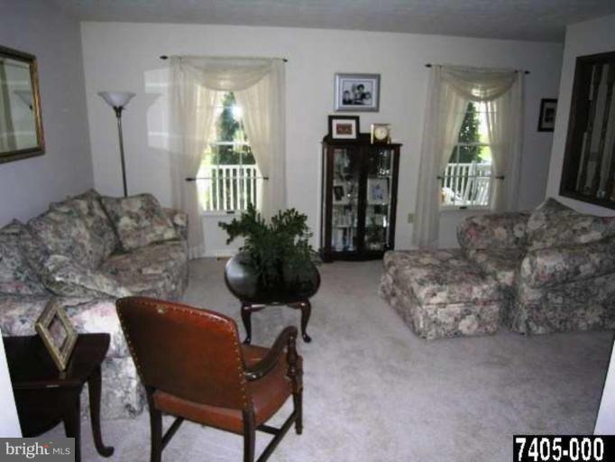7 McCartney Road New Freedom, PA 17349 - Photo 10 of 22 Living Room