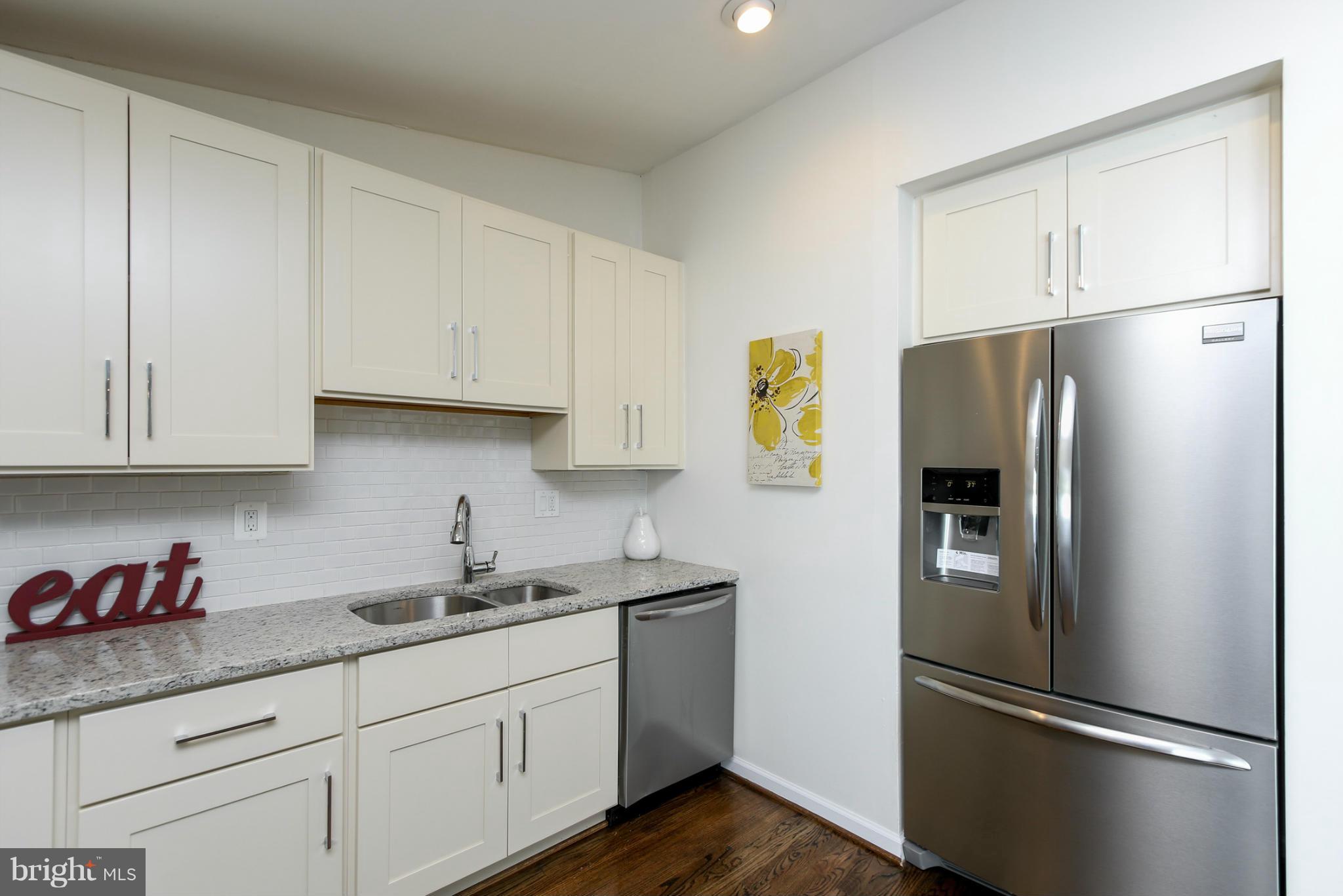 4722 Duncannon Road Baltimore, MD 21208 - Photo 8 of 28 Kitchen
