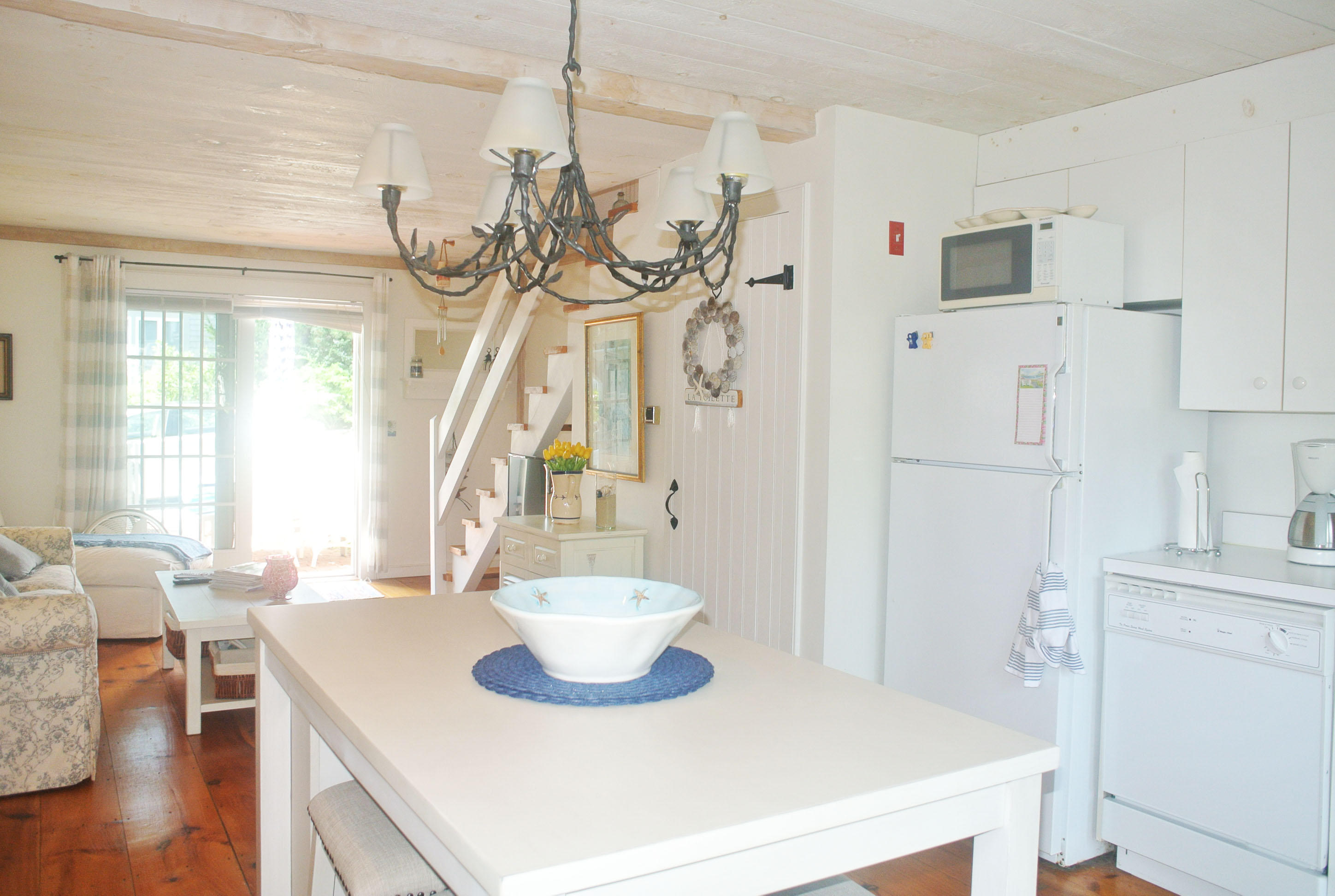 15 Hyannis Point Road Mashpee, MA 02649 - Photo 5 of 26 DSC_0767