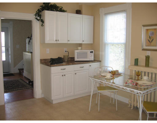 54 Maple Terrace West Springfield, MA 01089 - Photo 12 of 20 Gallery Image 12