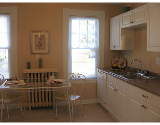 54 Maple Terrace West Springfield, MA 01089 - Photo 13 of 20 Gallery Image 13