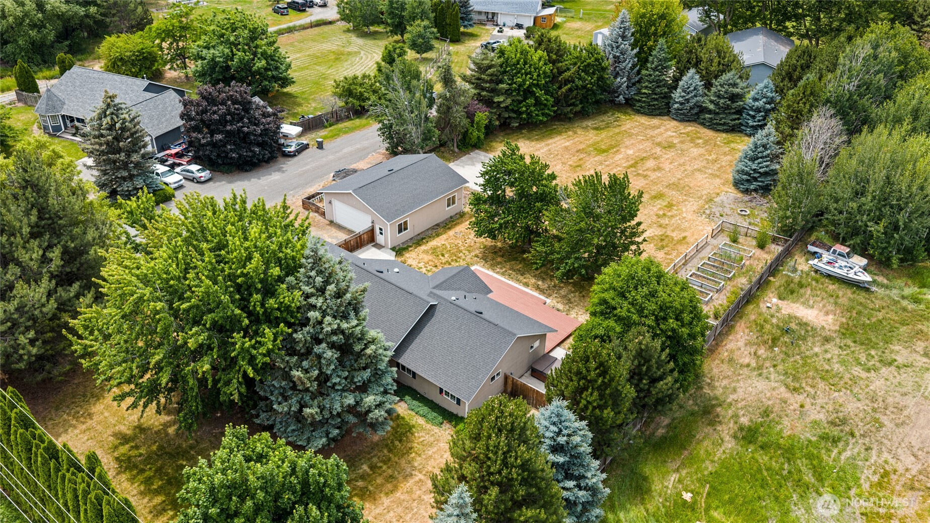 611 East Kyllo Road Ellensburg, WA 98926 - Photo 3 of 39