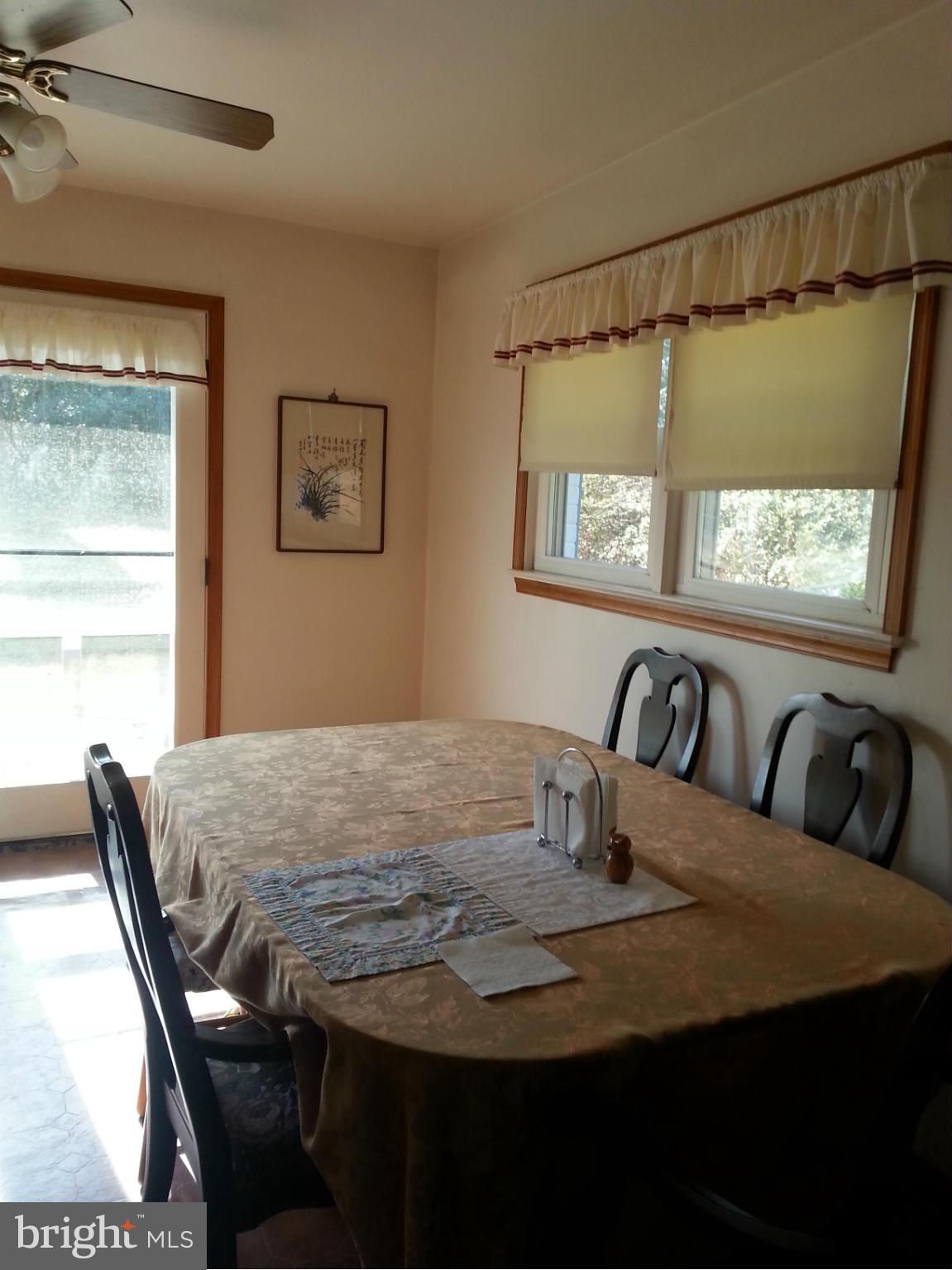 7411 Farnum Street Springfield, VA 22151 - Photo 8 of 8 Dining Room