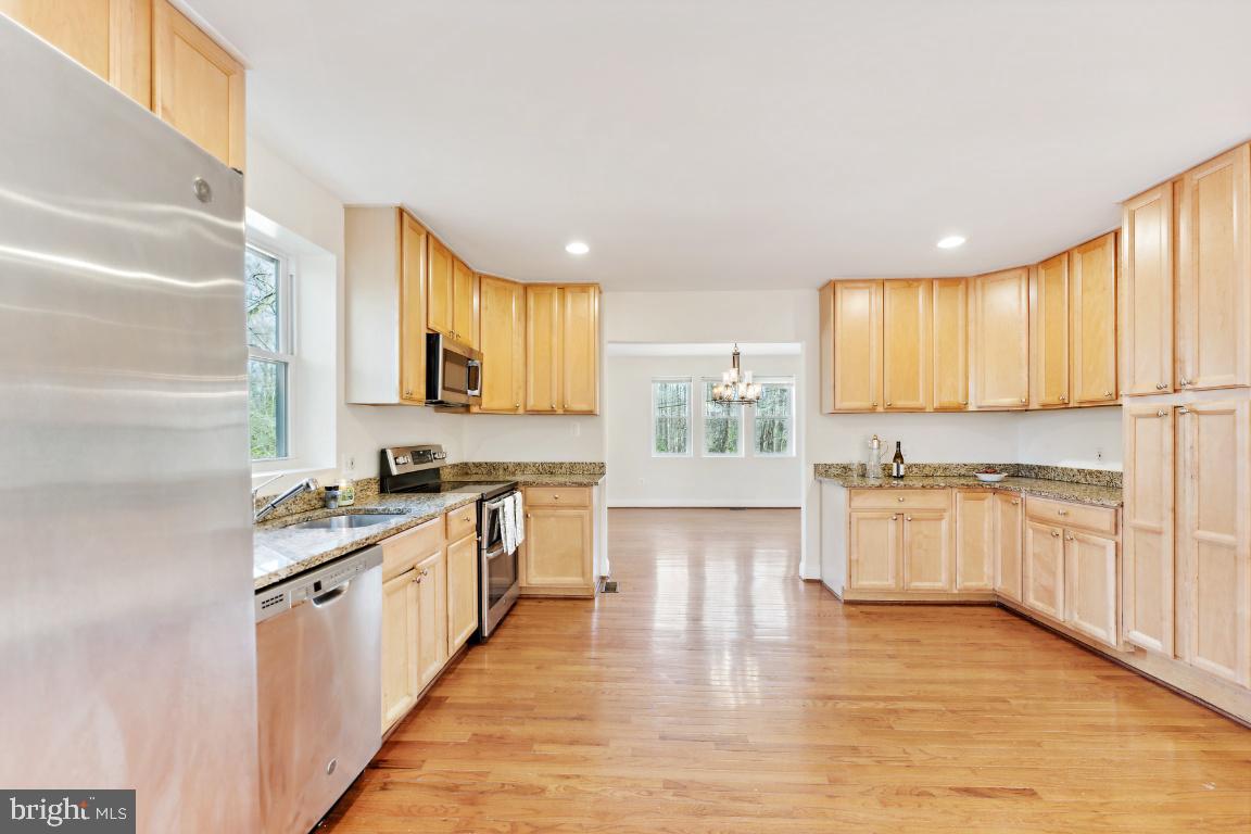 12308 Remington Drive Silver Spring, MD 20902 - Photo 13 of 48 Kitchen