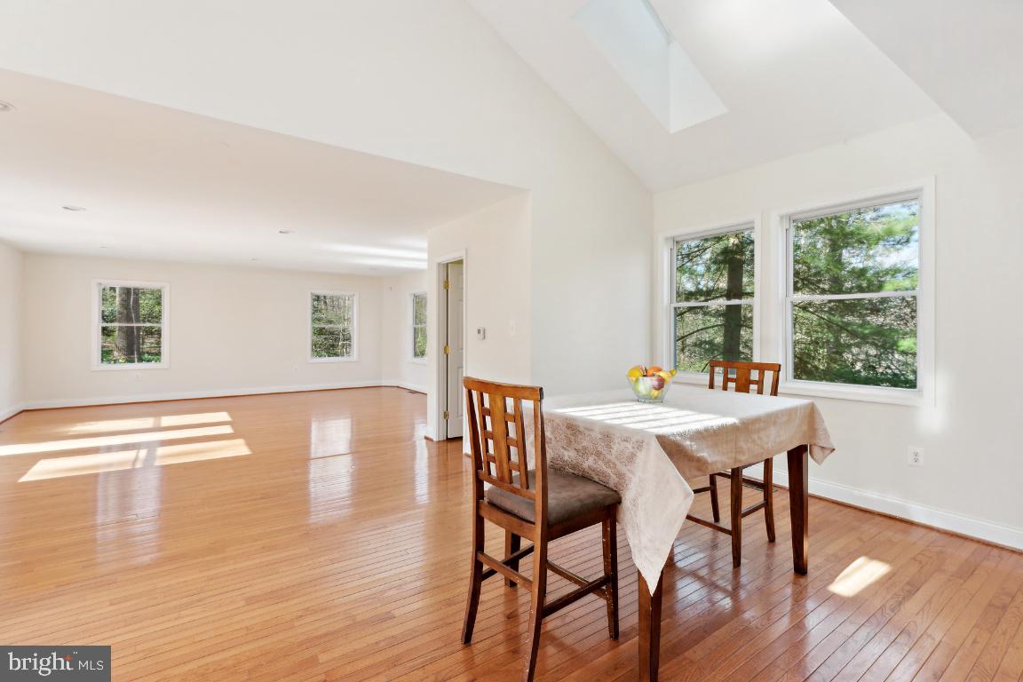 12308 Remington Drive Silver Spring, MD 20902 - Photo 17 of 48 Breakfast Nook