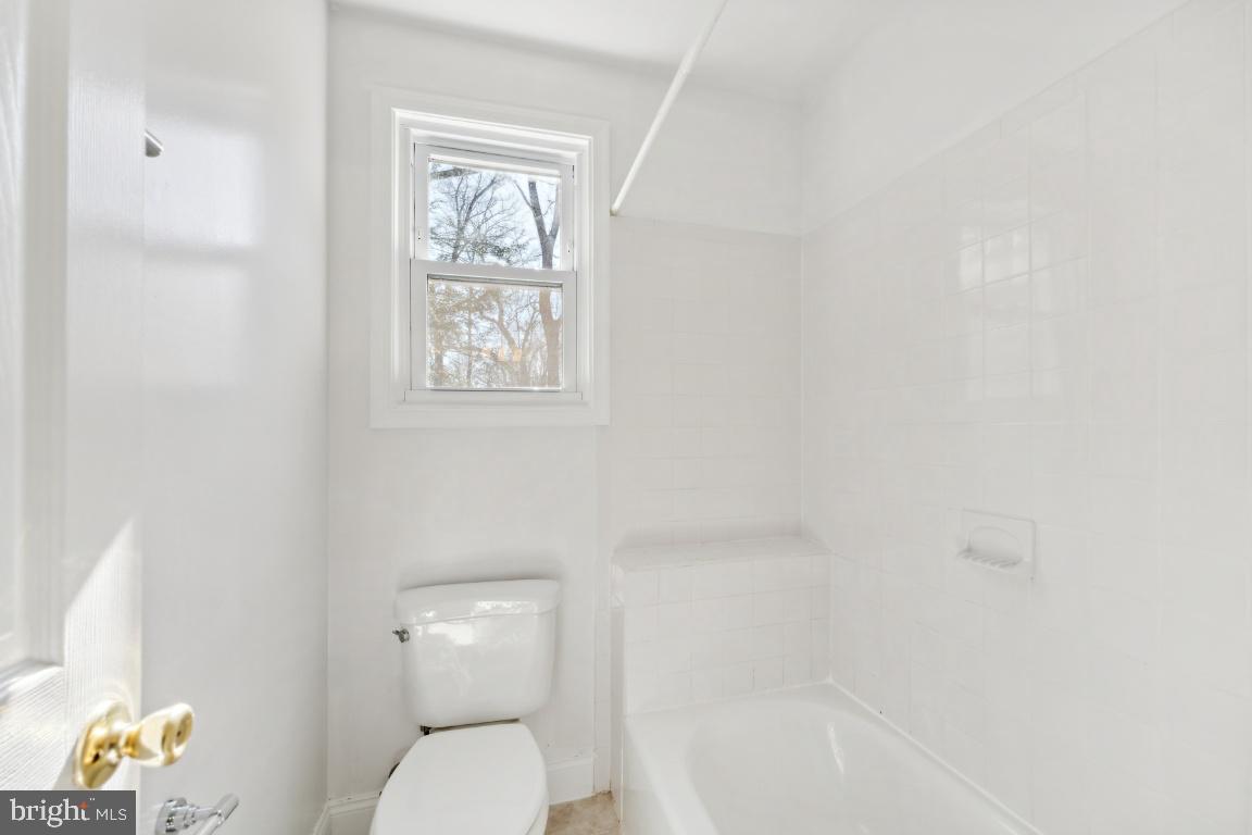 12308 Remington Drive Silver Spring, MD 20902 - Photo 42 of 48 Jack n Jill Full Bath