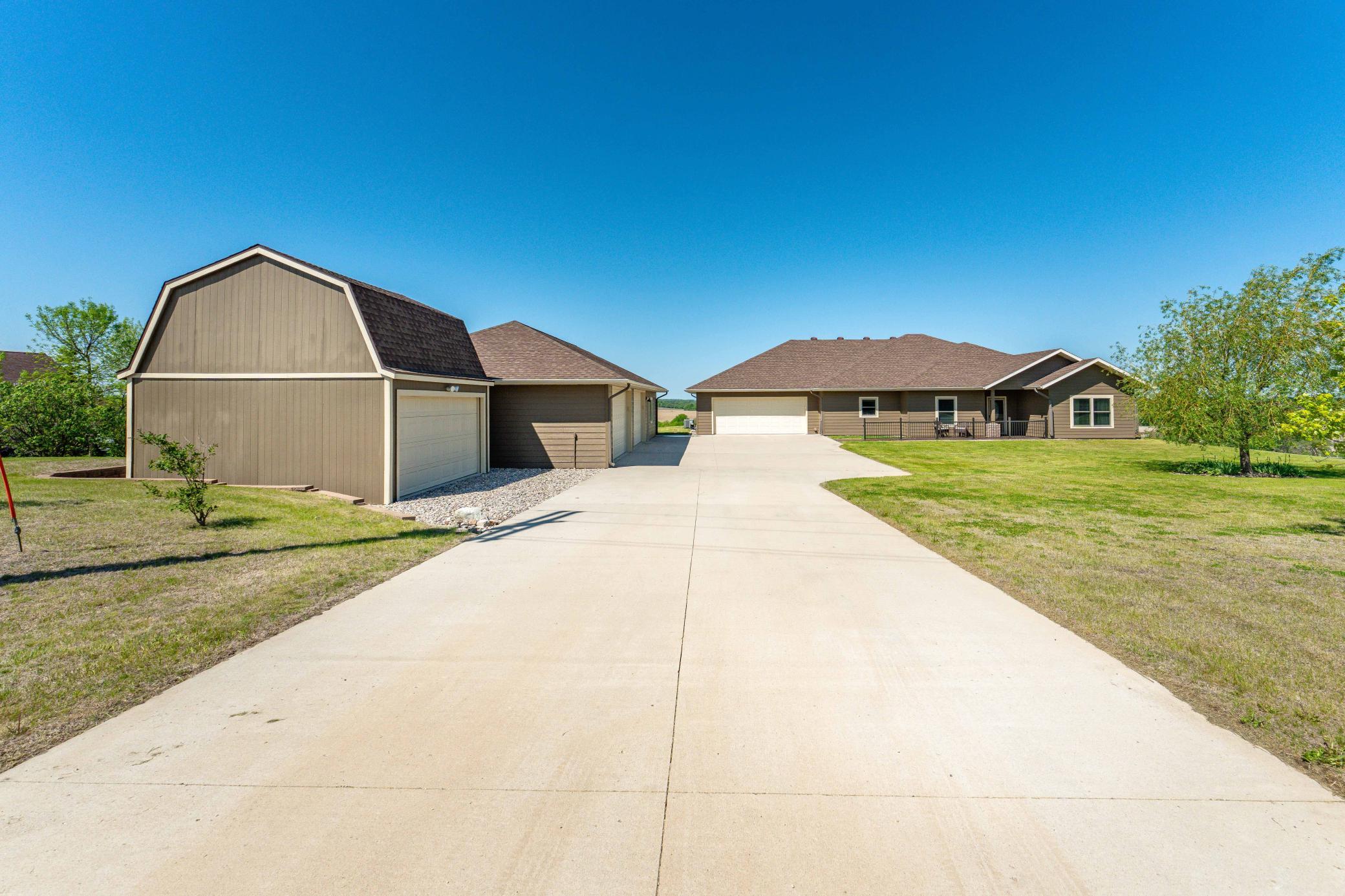 20733 East Dane Prairie Road Fergus Falls, MN 56537 - Photo 3 of 101
