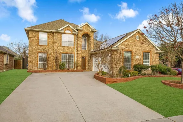 $2,900 | 2829 Gray Rock Drive, Fort Worth, TX 76131