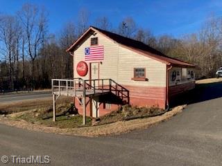 3391 Asbury Road Mount Airy, NC 27030 - Photo 27 of 39 Pack House