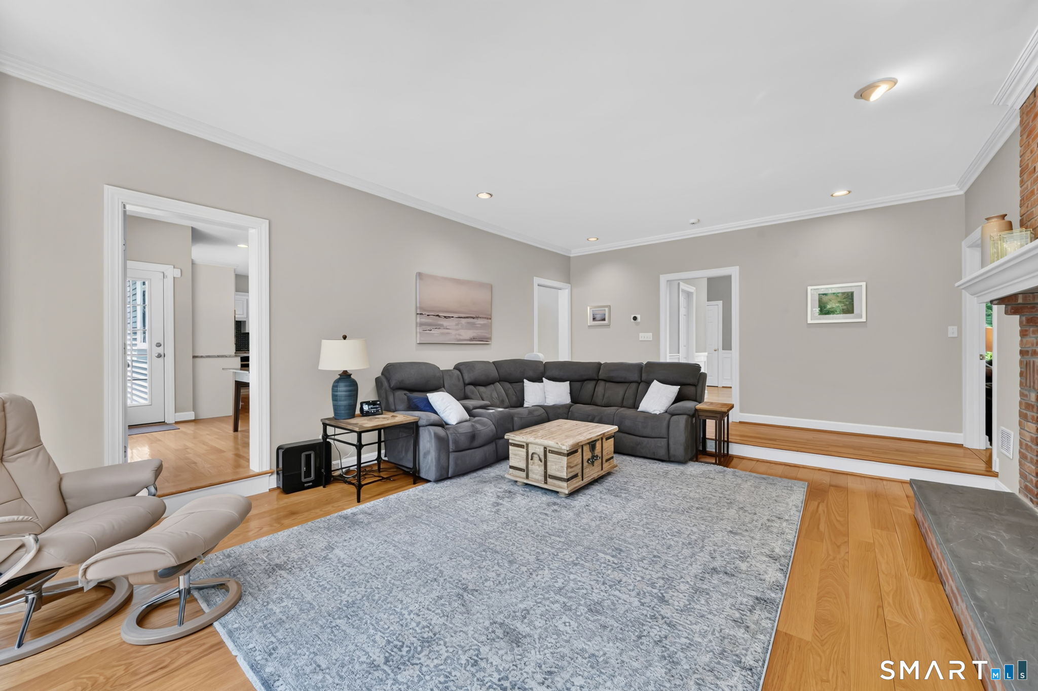 11 Whitman Pond Road Simsbury, CT 06070 - Photo 15 of 40