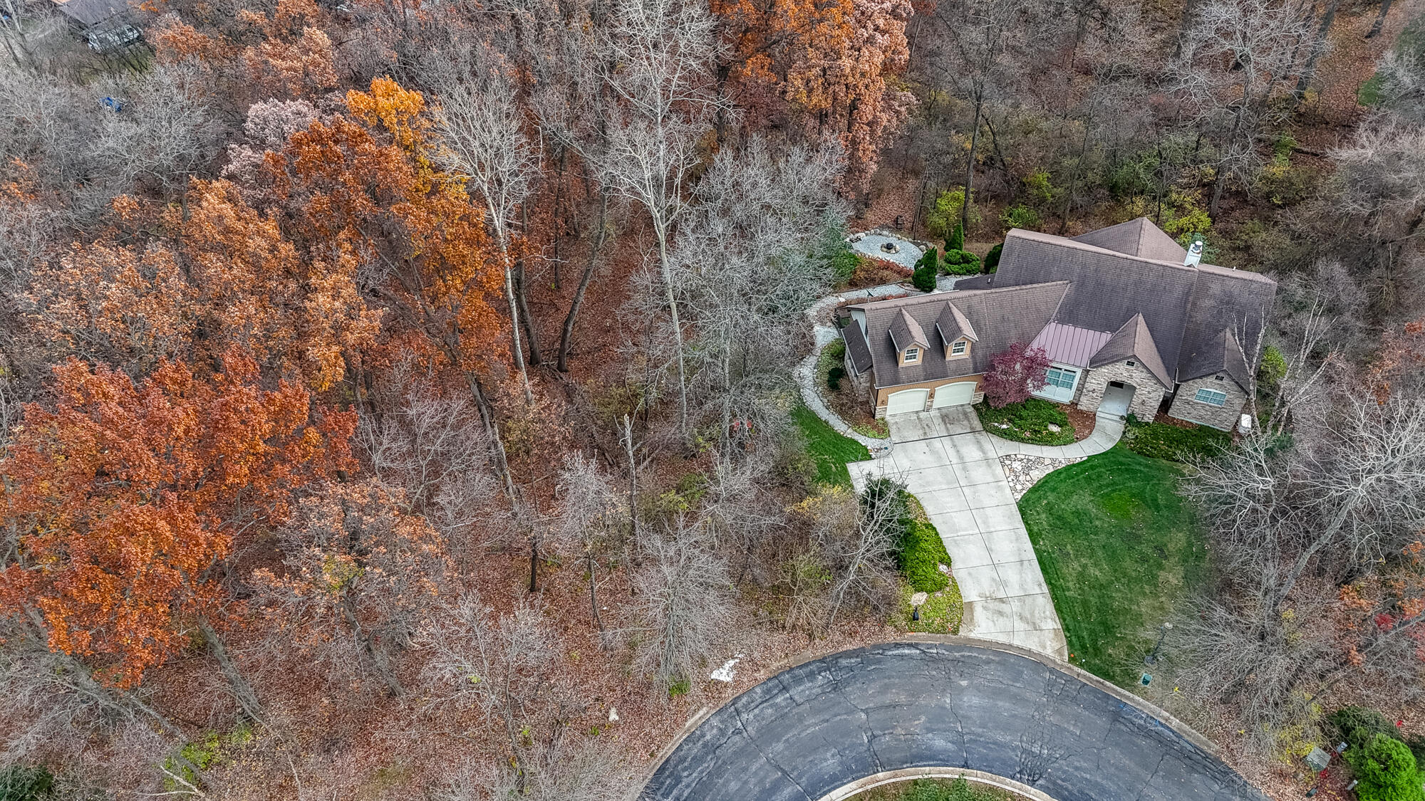 5101 Garden Gateway Road Valparaiso, IN 46383 - Photo 3 of 12 a view of a house with a yard