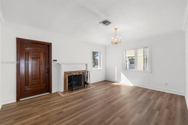 $3,500 | 3411 Southwest 27th Street, Unit 3411, Miami, FL 33133