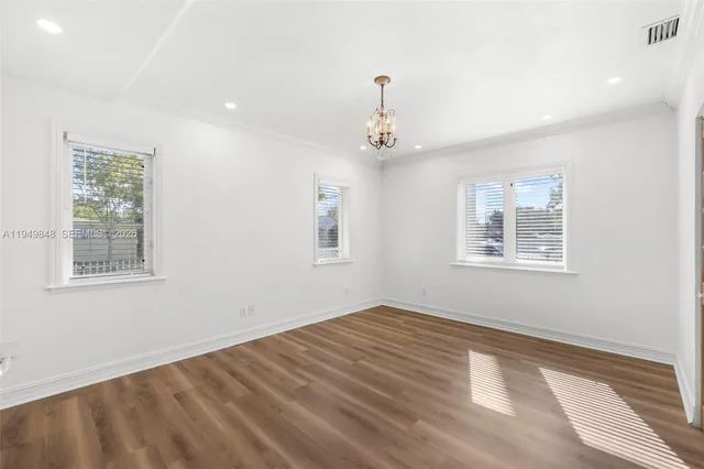 $3,500 | 3411 Southwest 27th Street, Unit 3411, Miami, FL 33133