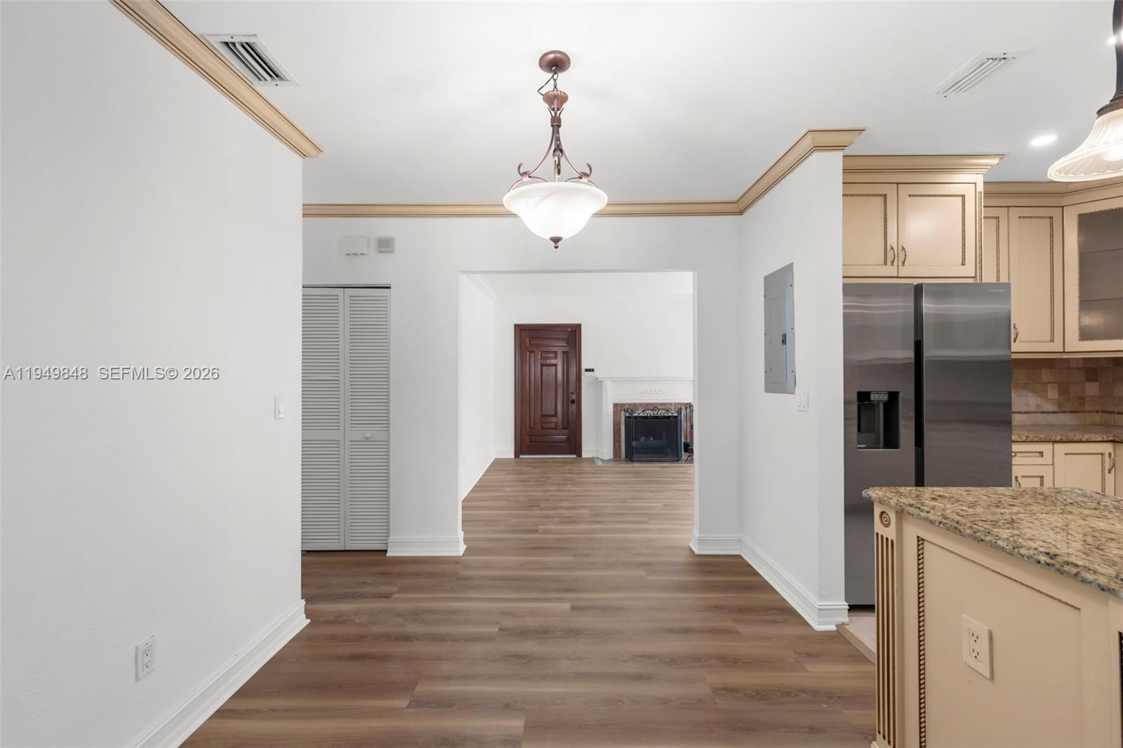 3411 Southwest 27th Street, Unit 3411 Miami, FL 33133 - Photo 8 of 20