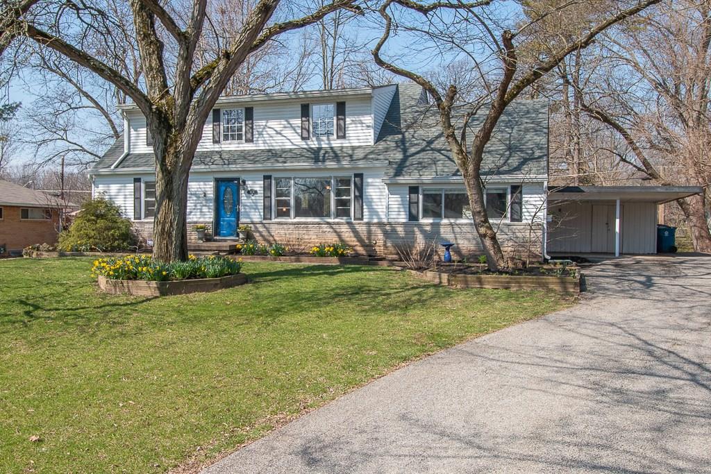 9126 Warwick Road Indianapolis, IN 46240 - Photo 2 of 33 Gallery Image 2