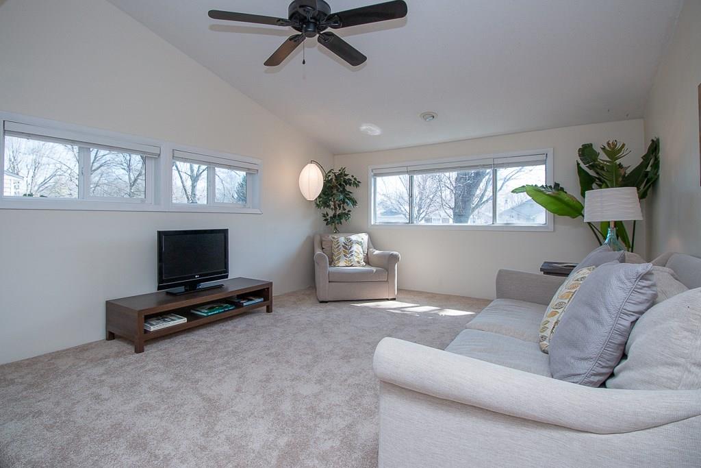 9126 Warwick Road Indianapolis, IN 46240 - Photo 13 of 33 Gallery Image 13