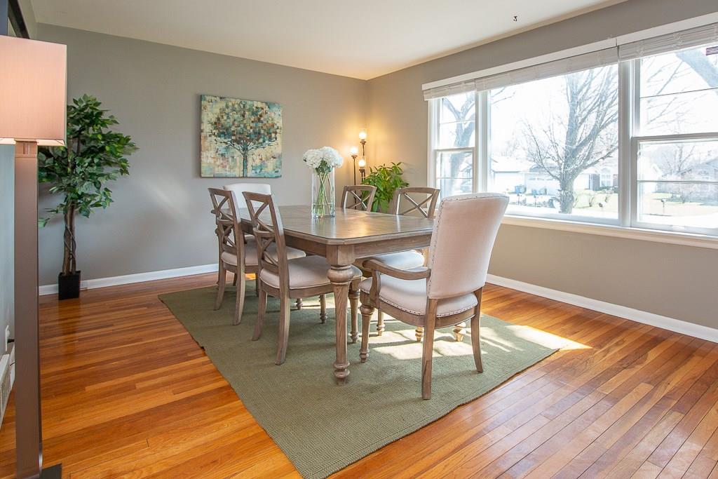 9126 Warwick Road Indianapolis, IN 46240 - Photo 7 of 33 Gallery Image 7