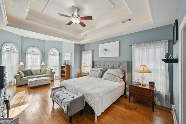 $599,900 | 572 Harbour Shores Drive, Jackson, GA 30233