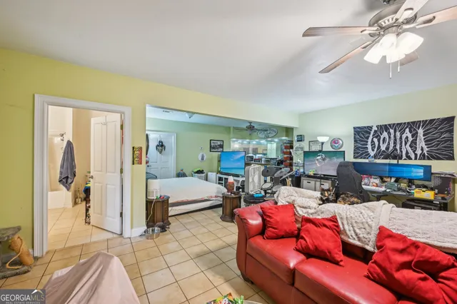 $599,900 | 572 Harbour Shores Drive, Jackson, GA 30233