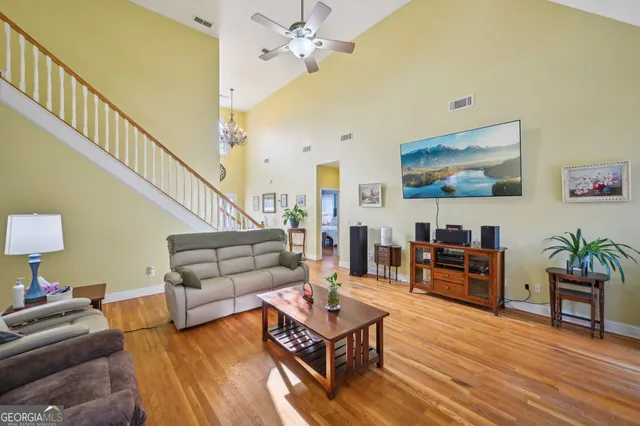 $599,900 | 572 Harbour Shores Drive, Jackson, GA 30233