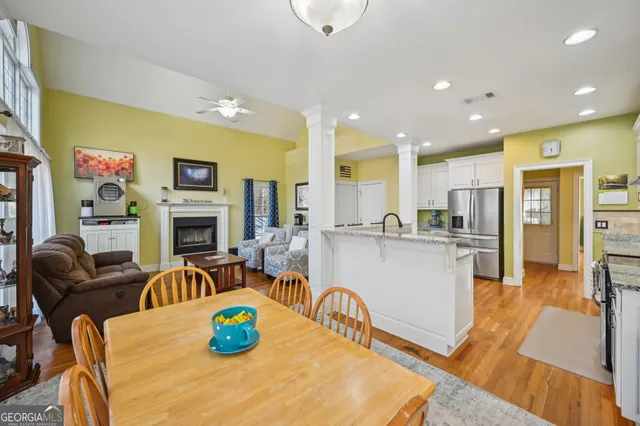 $599,900 | 572 Harbour Shores Drive, Jackson, GA 30233