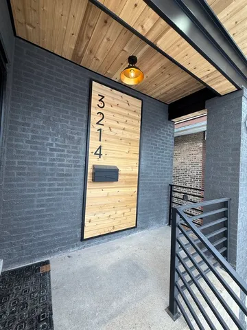 $475,000 | 3214 54th Court, Cicero, IL 60804