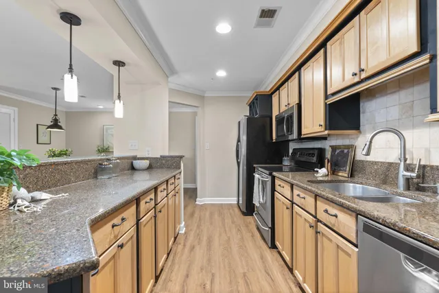 $360,000 | 633 Admiral Drive, Unit 308, Annapolis, MD 21401