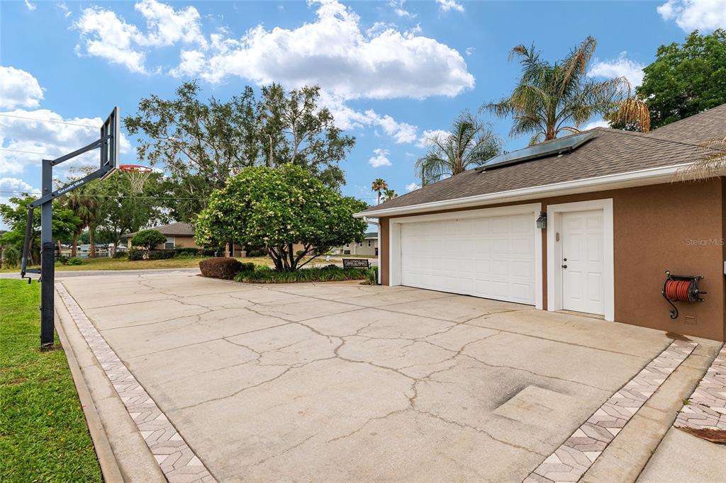29 Southeast Ocale Way Summerfield, FL 34491 - Photo 6 of 75