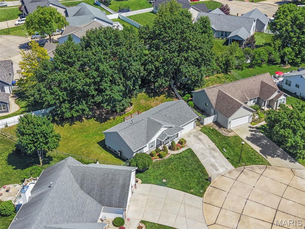 7 Red Cedar Parc Court O'Fallon, MO 63368 - Photo 2 of 39