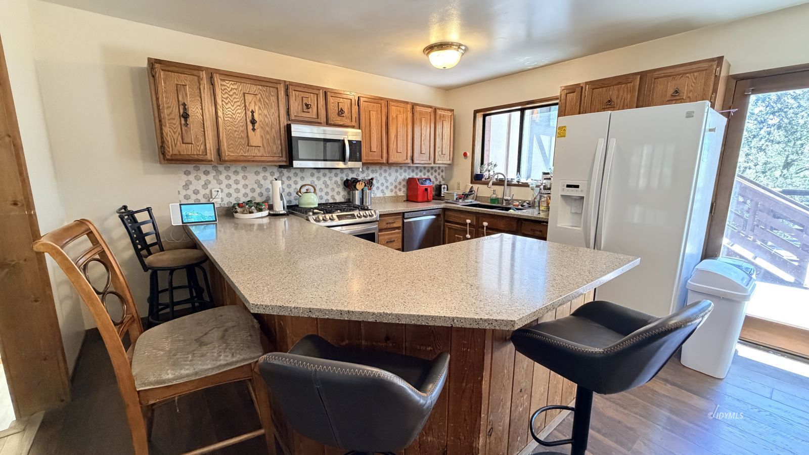 54061 Linger Lane Idyllwild, CA 92549 - Photo 12 of 51 Untitled