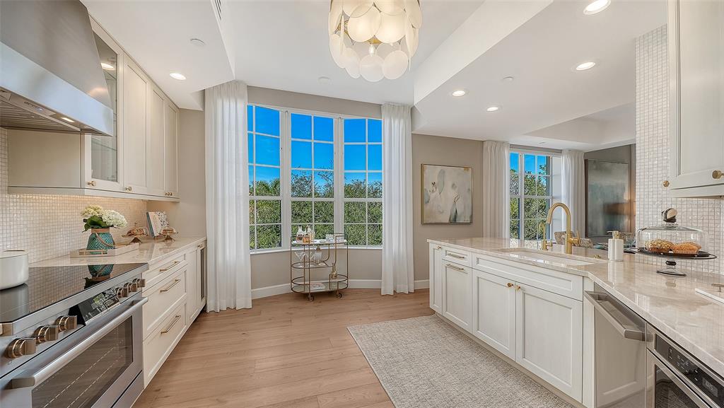 6465 Water Crest Way, Unit 301 Lakewood Ranch, FL 34202 - Photo 21 of 85