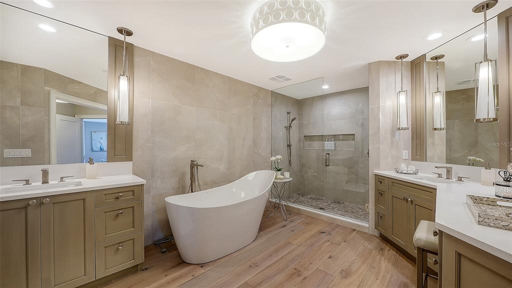 6465 Water Crest Way, Unit 301 Lakewood Ranch, FL 34202 - Photo 32 of 85